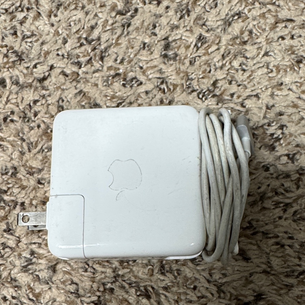 MagSafe 2 charging connector